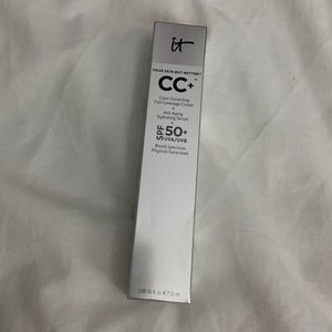 IT Cosmetics CC Cream in Neutral Medium